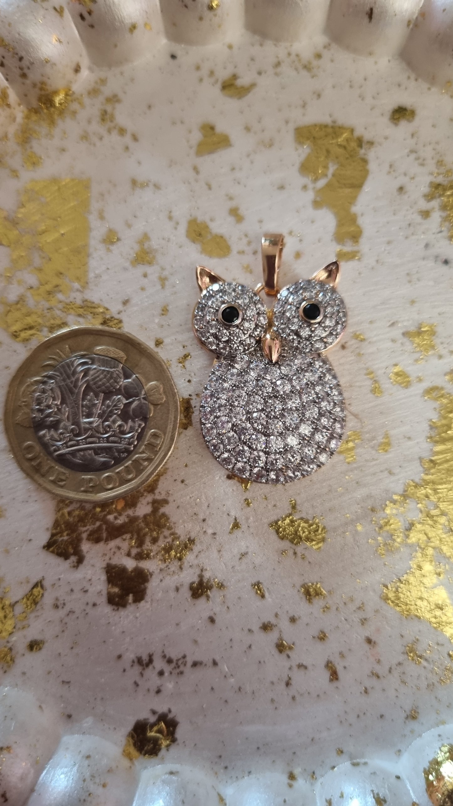 18kr.gold plated pendant with sw.crystal