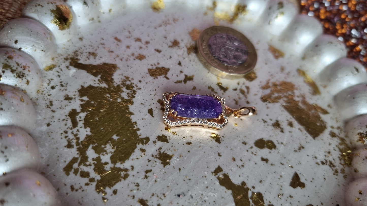 18kr.gold plated pendant with natural ice stone &sw.crystal