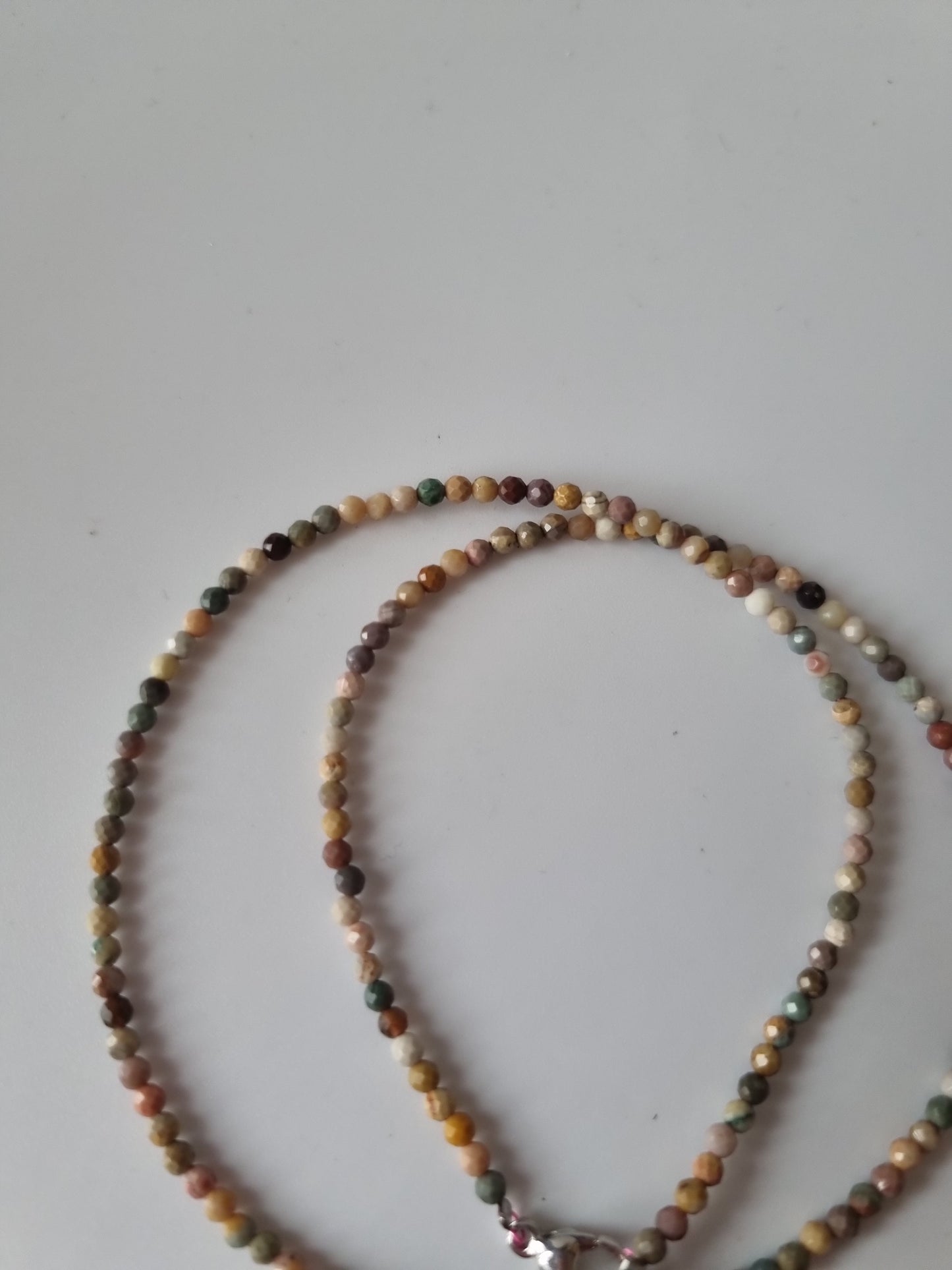 Handmade natural Stone Rhodonite  choker 2-3mm beads beautiful