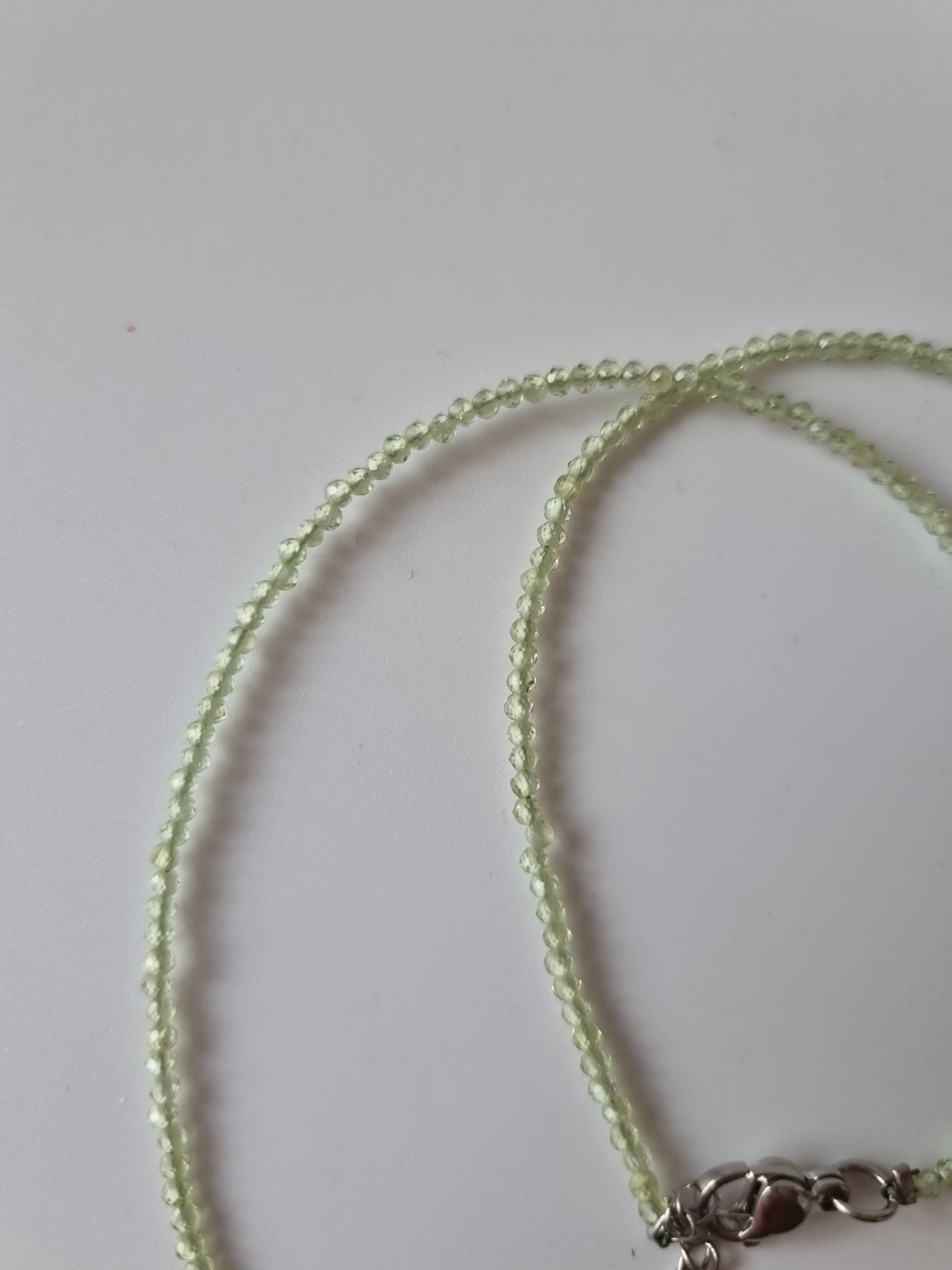 Handmade Peridot crystal faceted 3mm beads very  beautiful choker