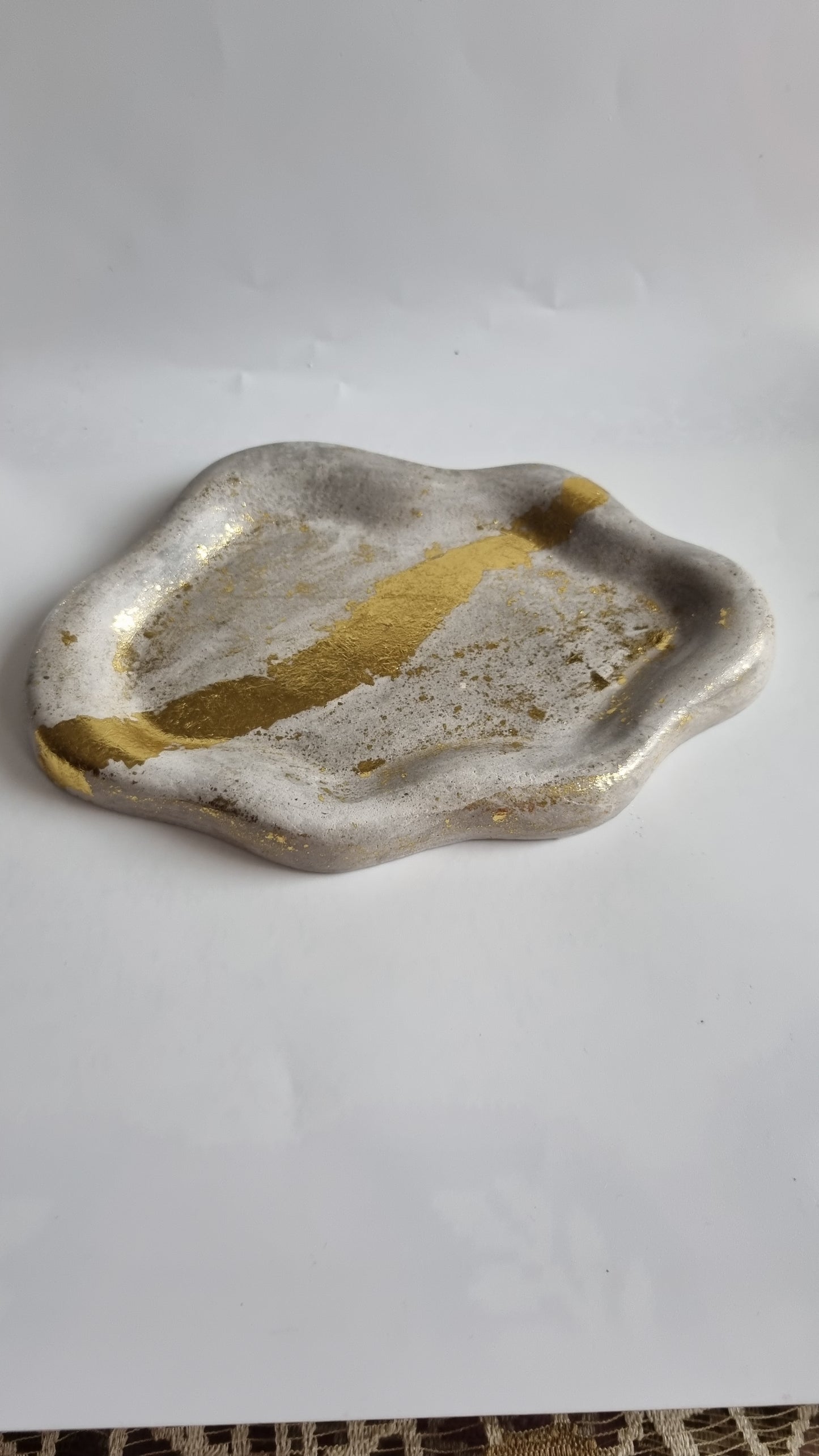 Gypsum tray golden color grey