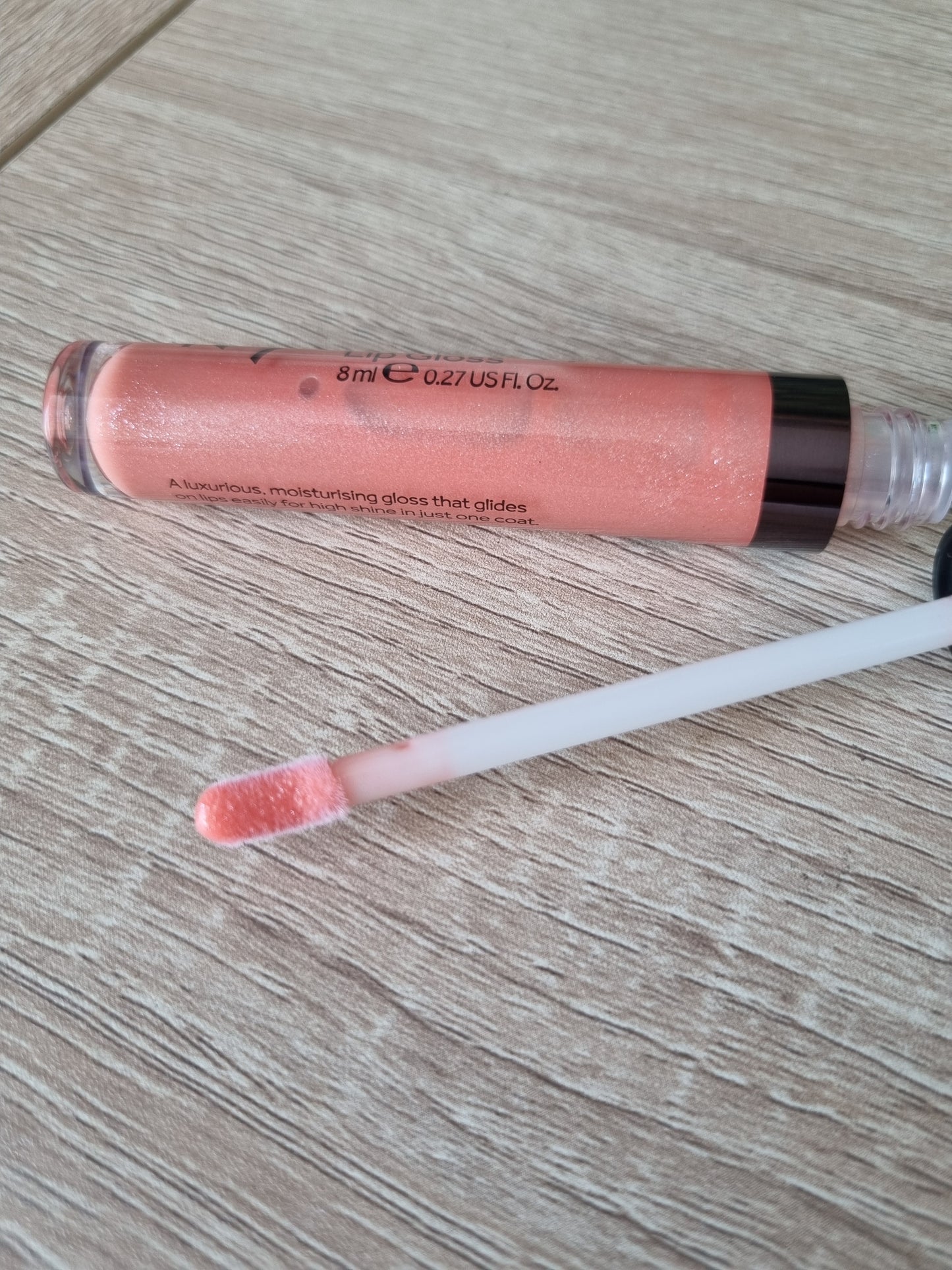 L°7 High Shine Lip Gloss