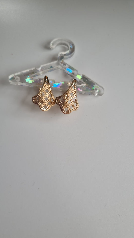 18kr.gold plated earrings waterproof free nickel hypoallergenic