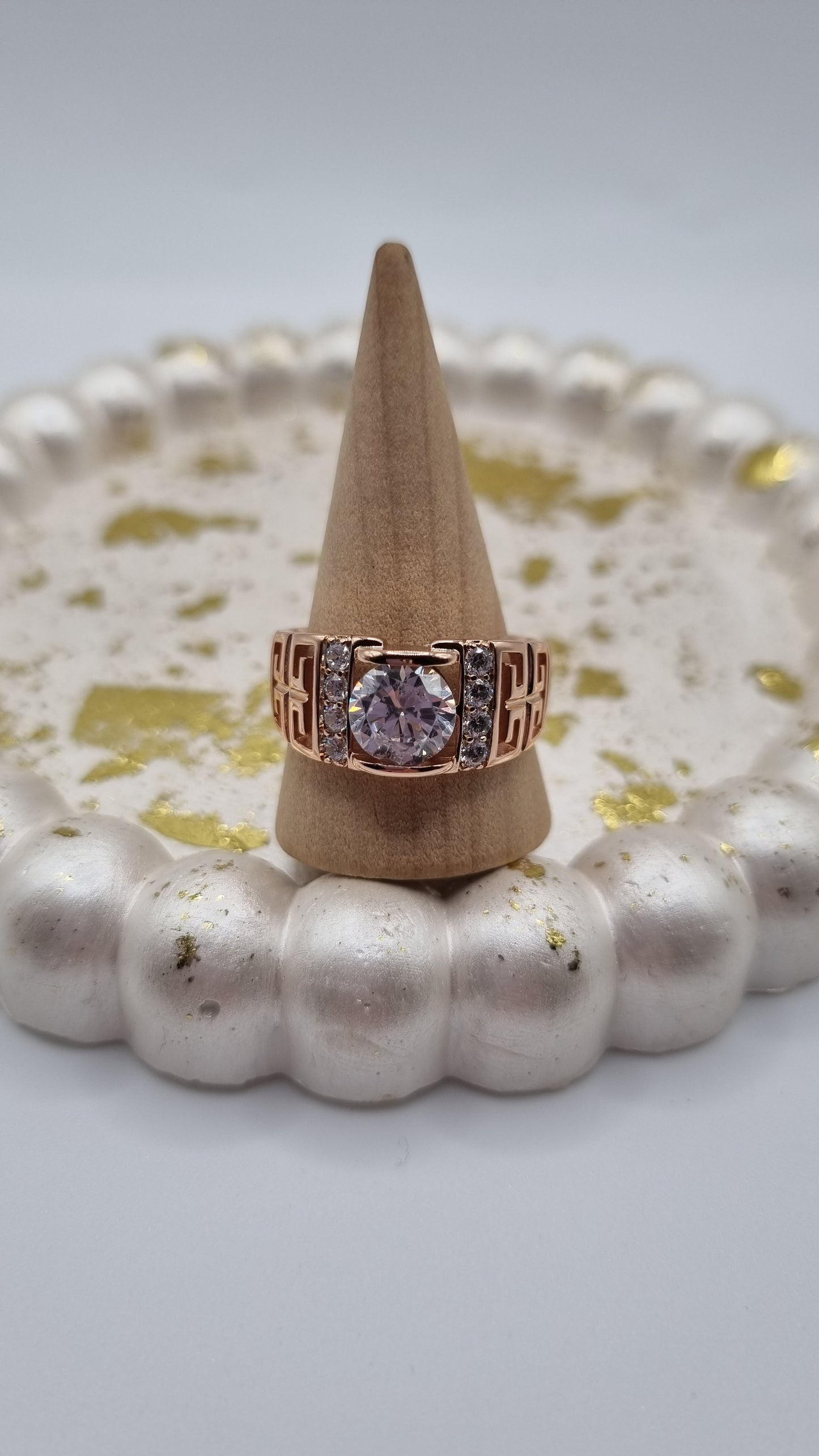 Men rose gold plated rings with zircon stone luxury group ring very Beautiful