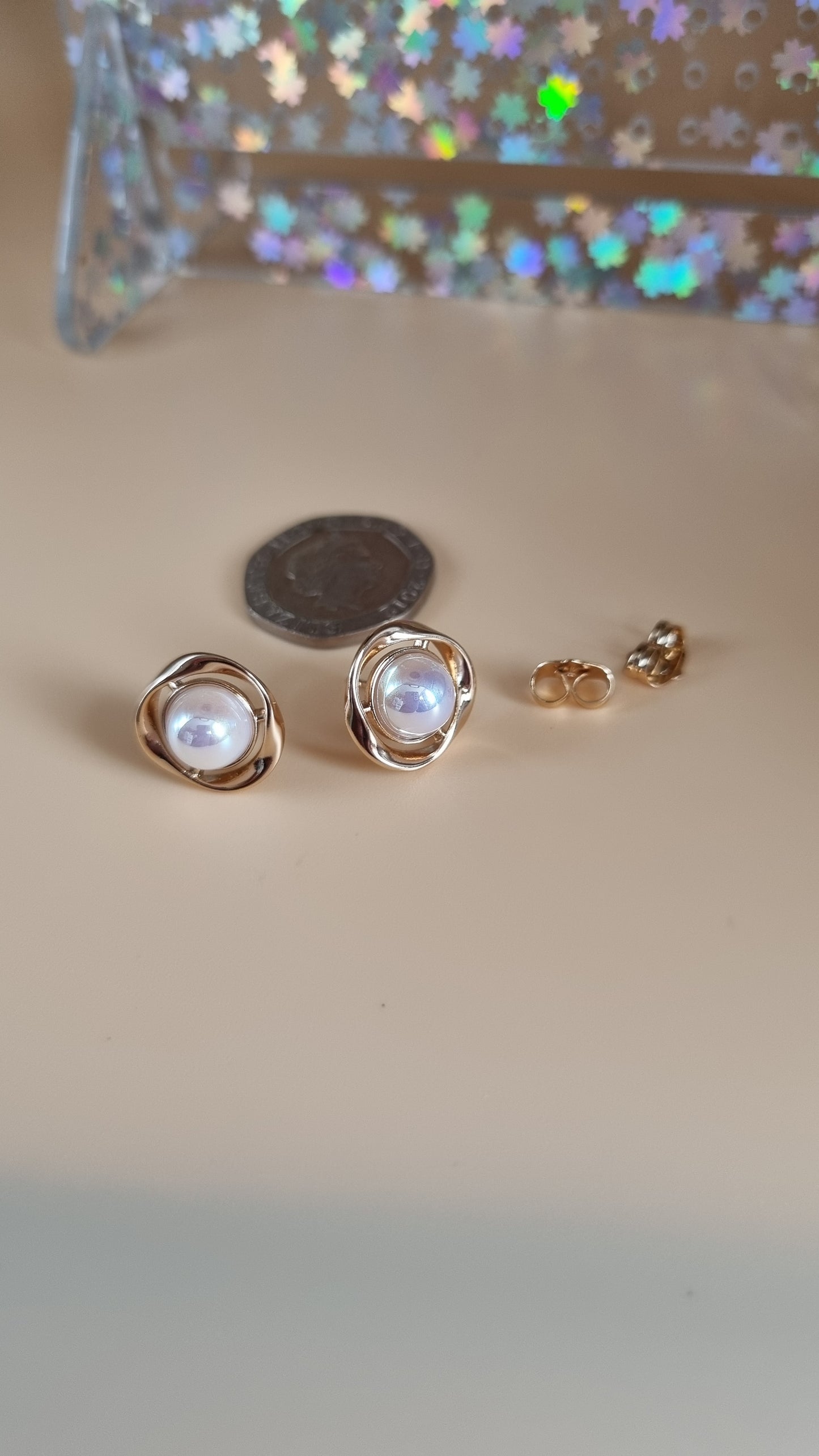 18kr.gold plated earrings with freshwater pearl hypoallergenic free nickel waterproof