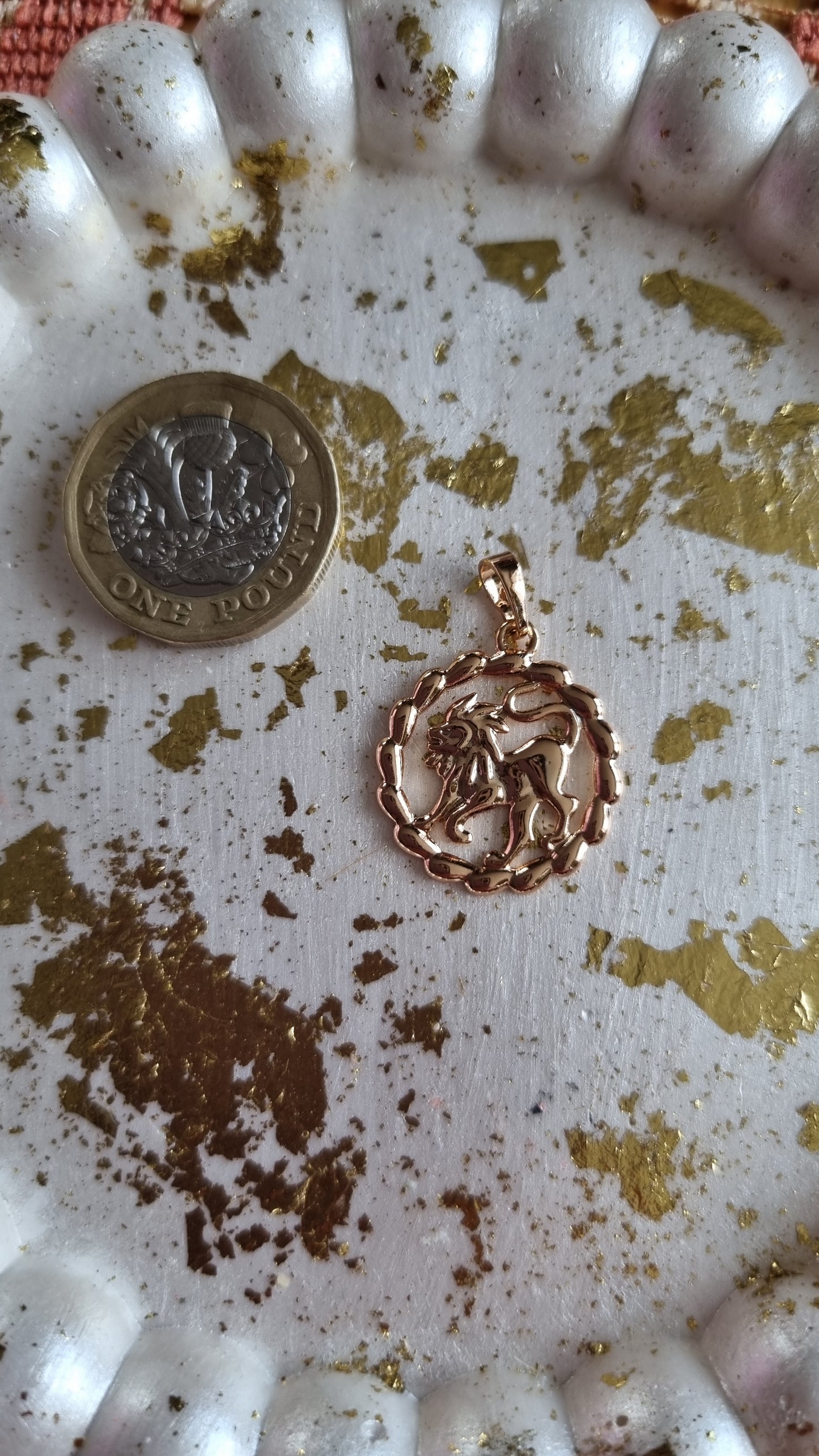Zodiac 18kr.gold plated pendant