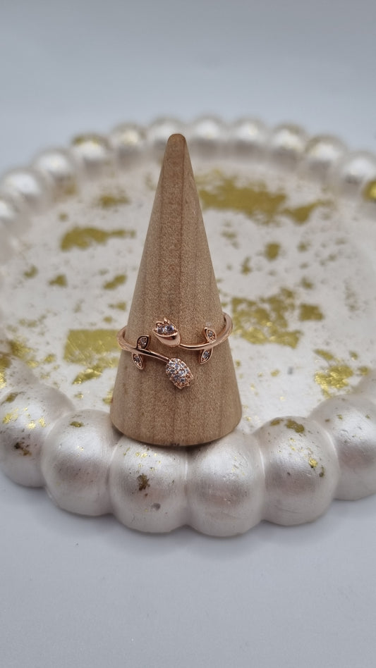 Rose gold plated rings with zircon stone