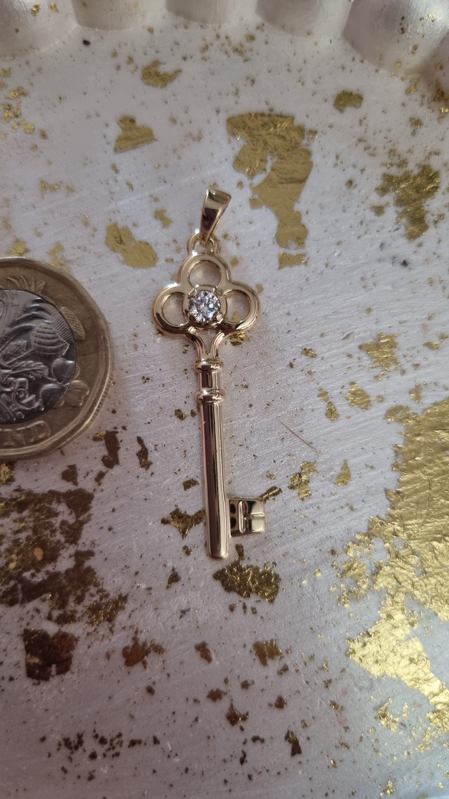 14kr.gold plated pendant with sw.crystal