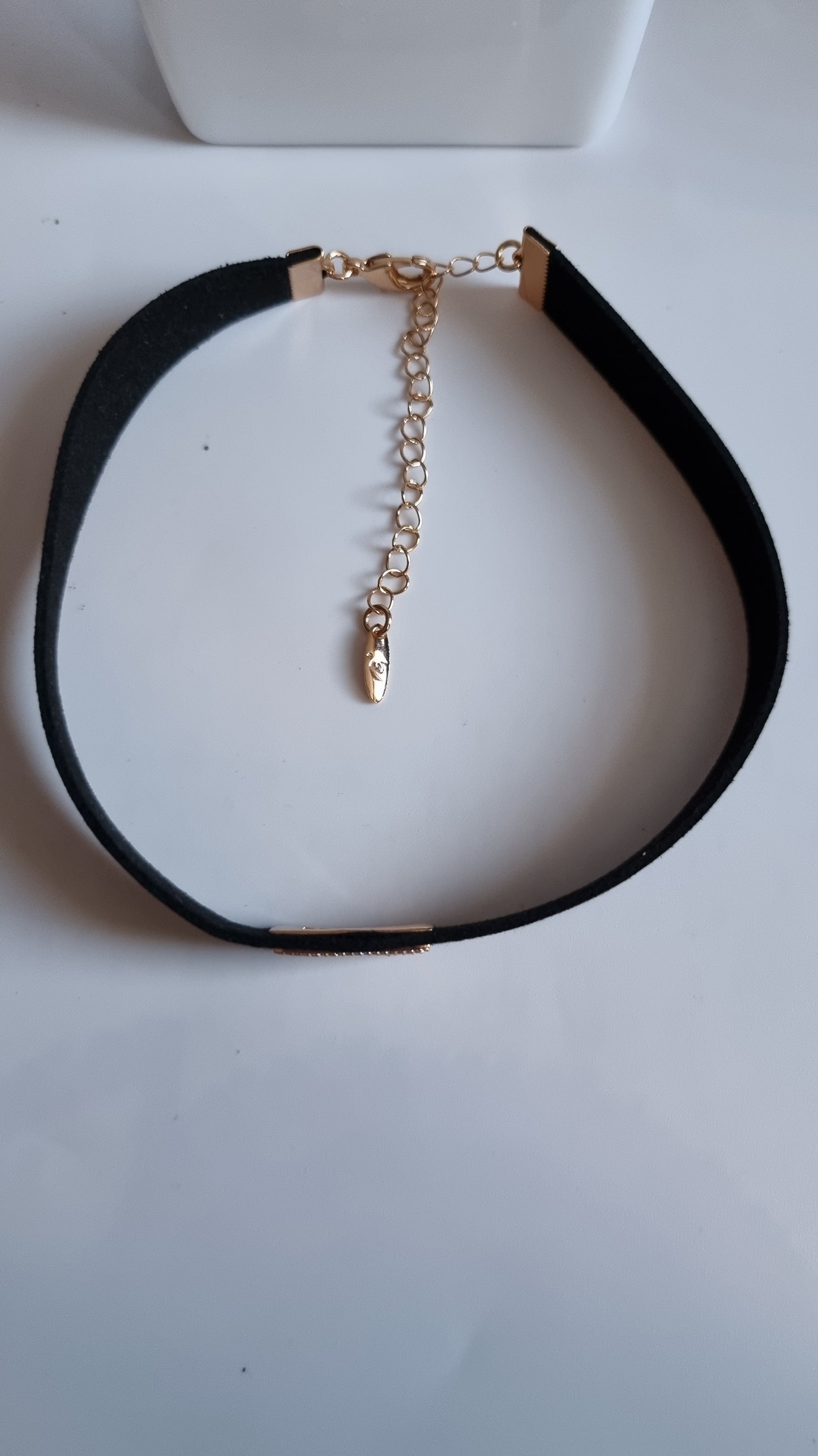 Choker with sw.crystal 18kr gold plated