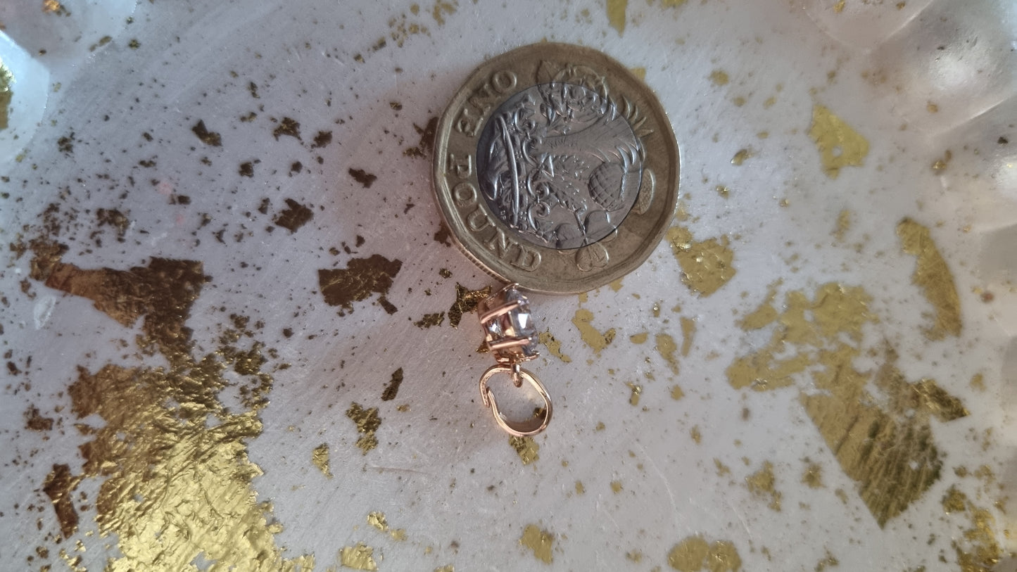 18kr.gold plated pendant with zircon stone