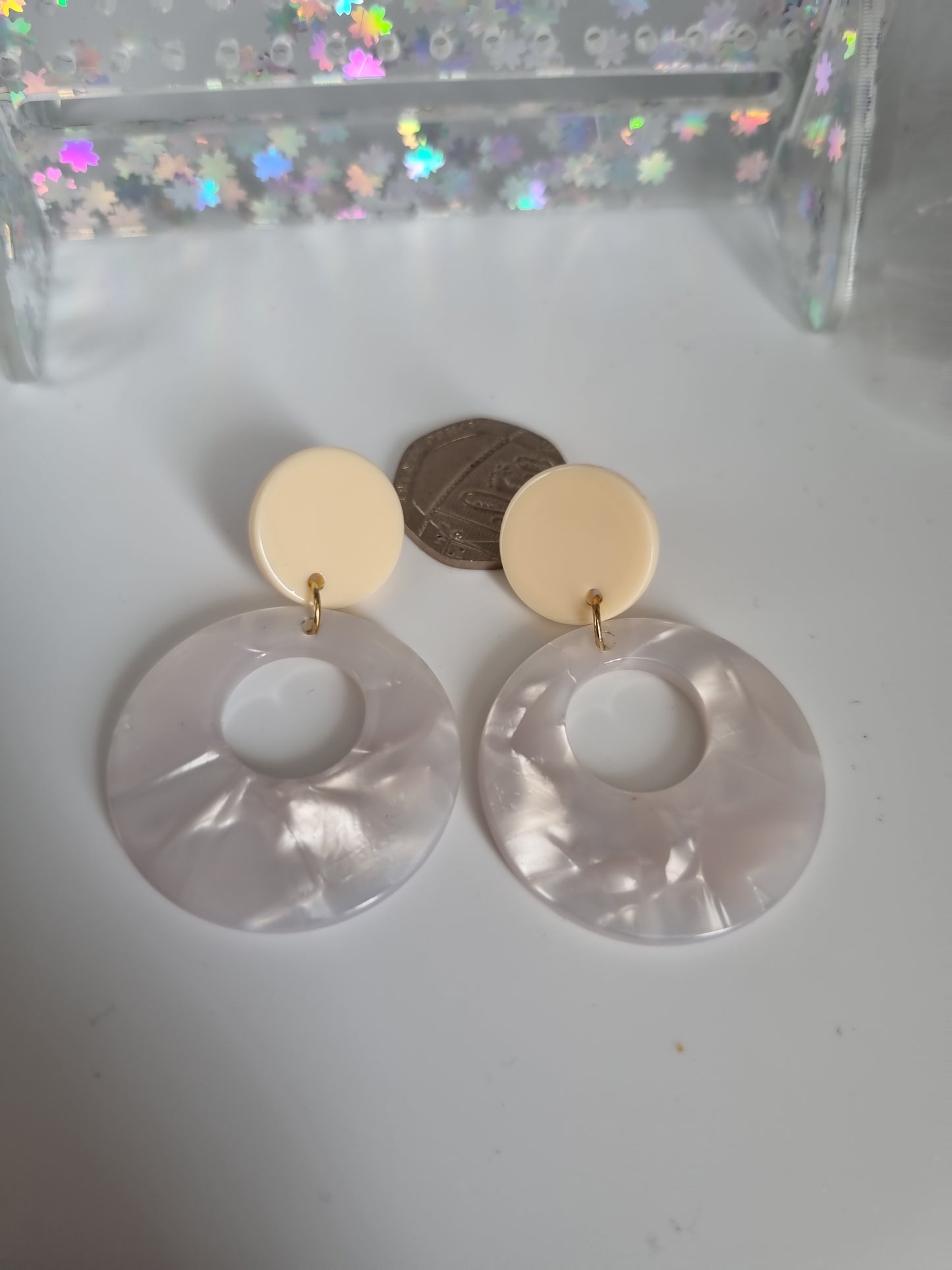 S925 earings Studs very beautiful light white color