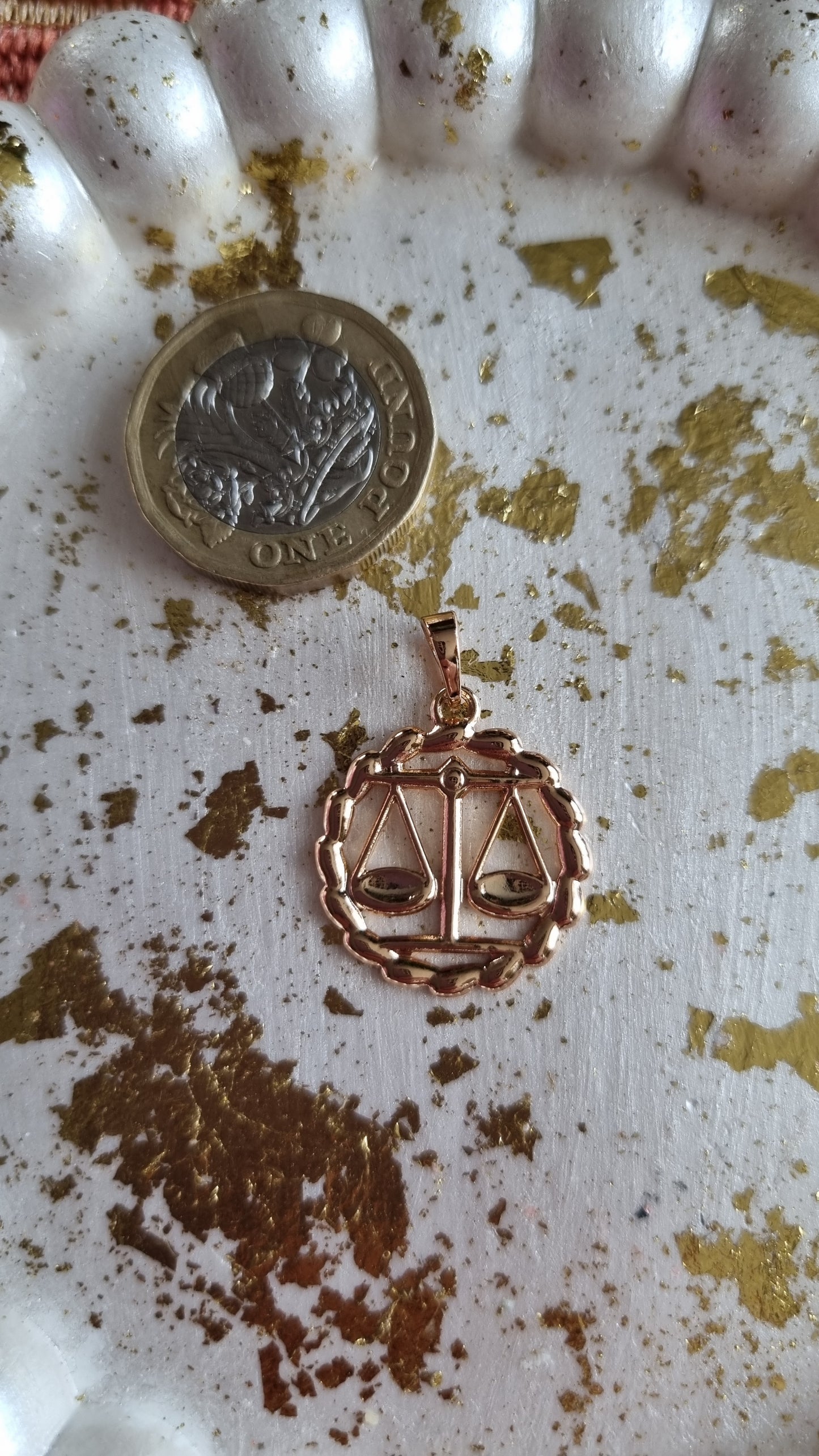 Zodiac 18kr.gold plated pendant