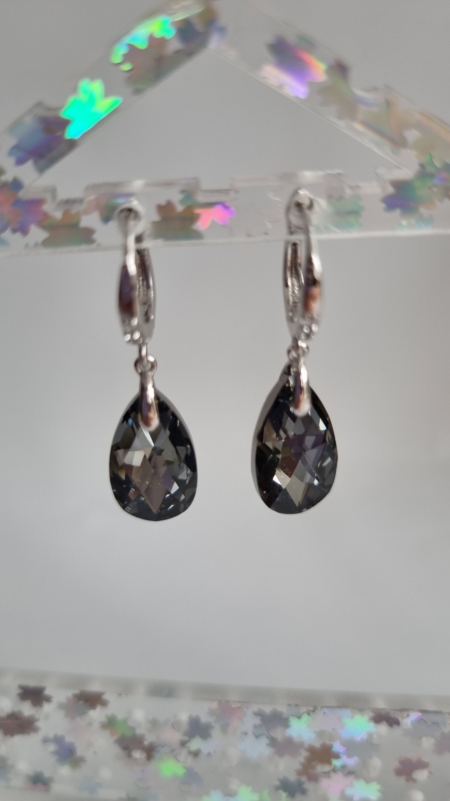 Black Swarovski crystal earrings waterproof free nickel platinum plated earrings  beautiful