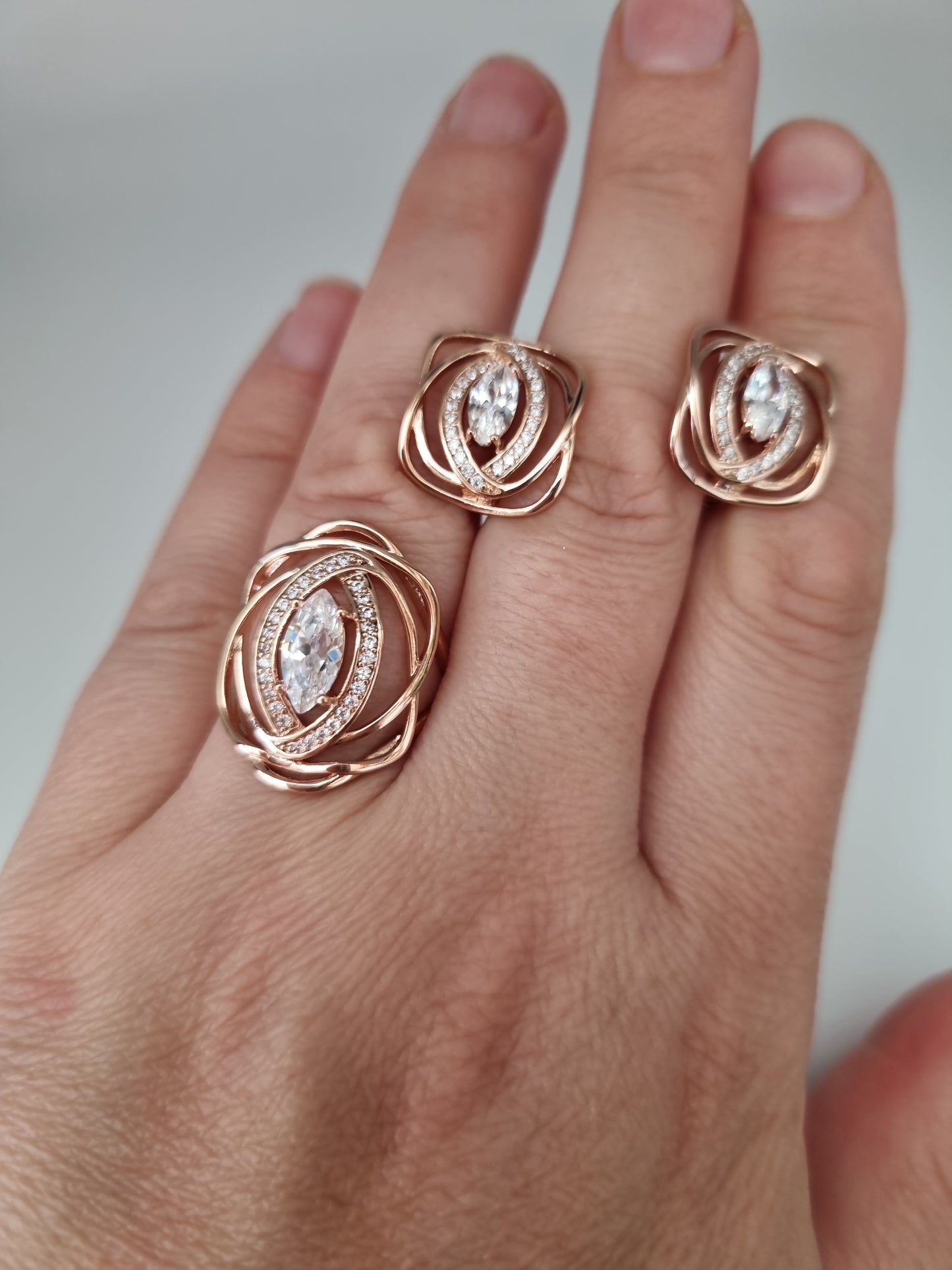 Rose gold plated set jewellery ring and earings with zircon stones hypoallergenic free nickel waterproof