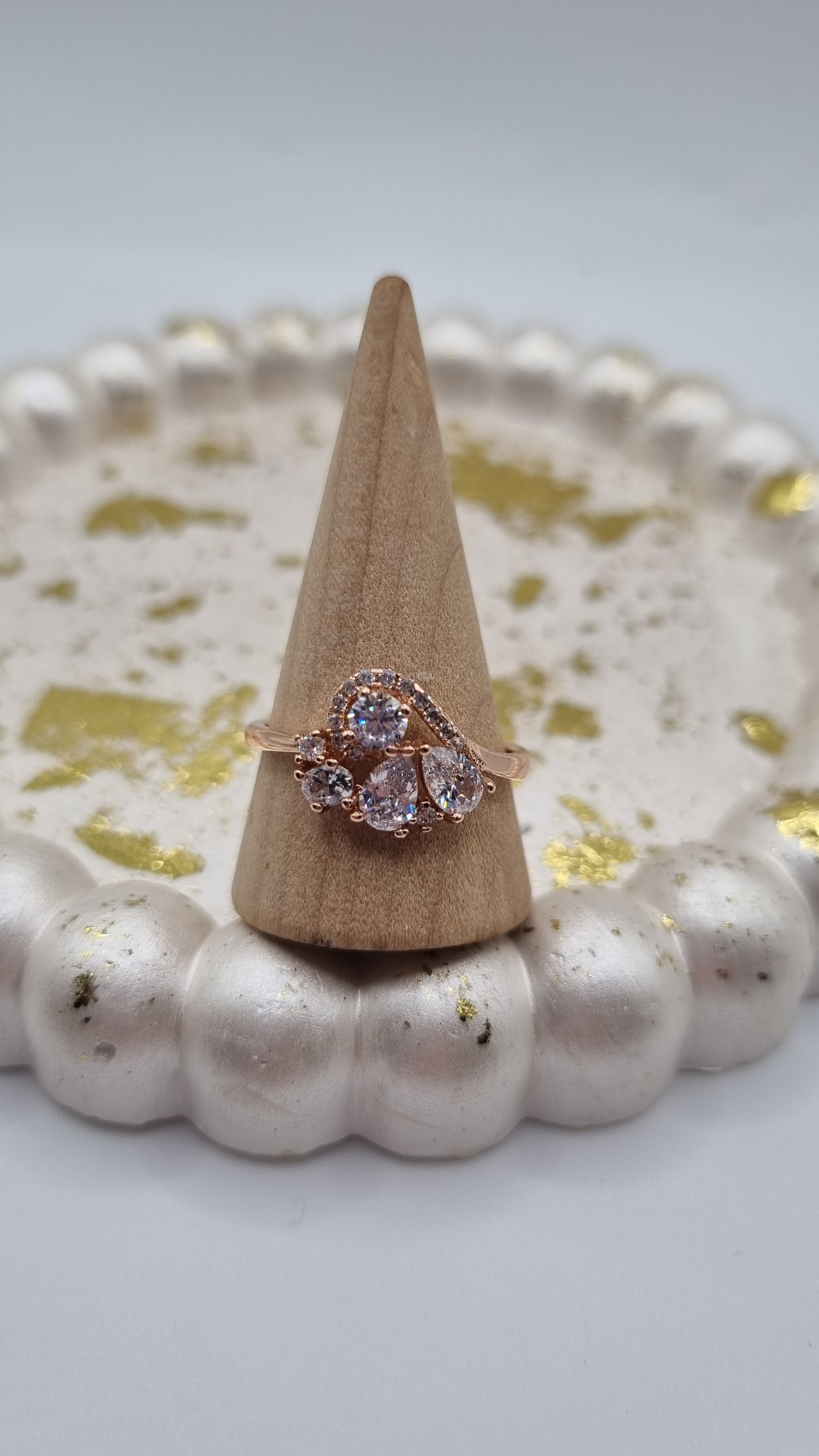 Rose gold plated rings with zircon stone  hypoallergenic waterproof