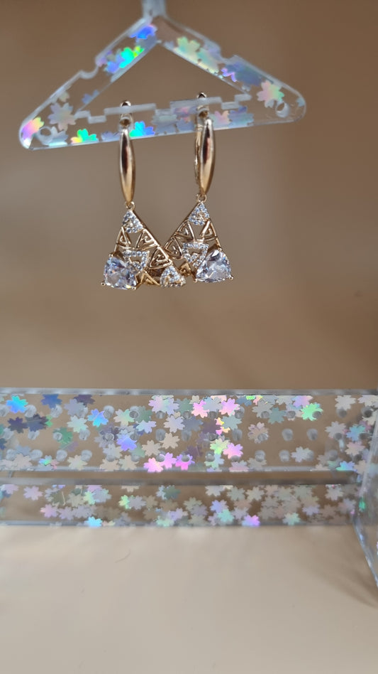 18kr.gold plated earrings with white zircon stone free nickel hypoallergenic waterproof