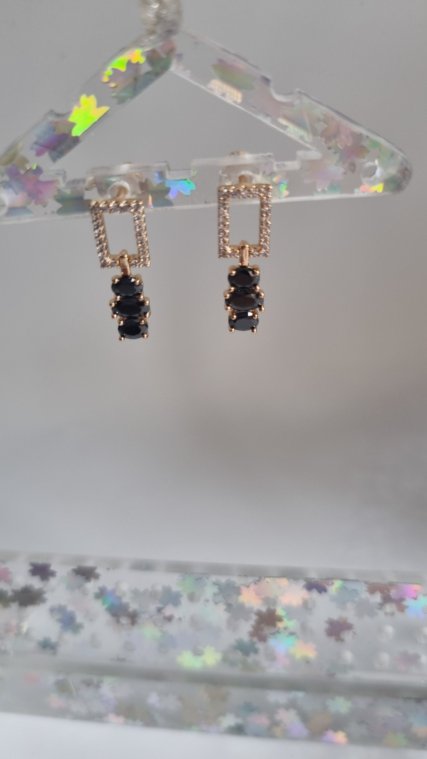 18kr gold plated earings with zircon stones black color hypoallergenic earings waterproof